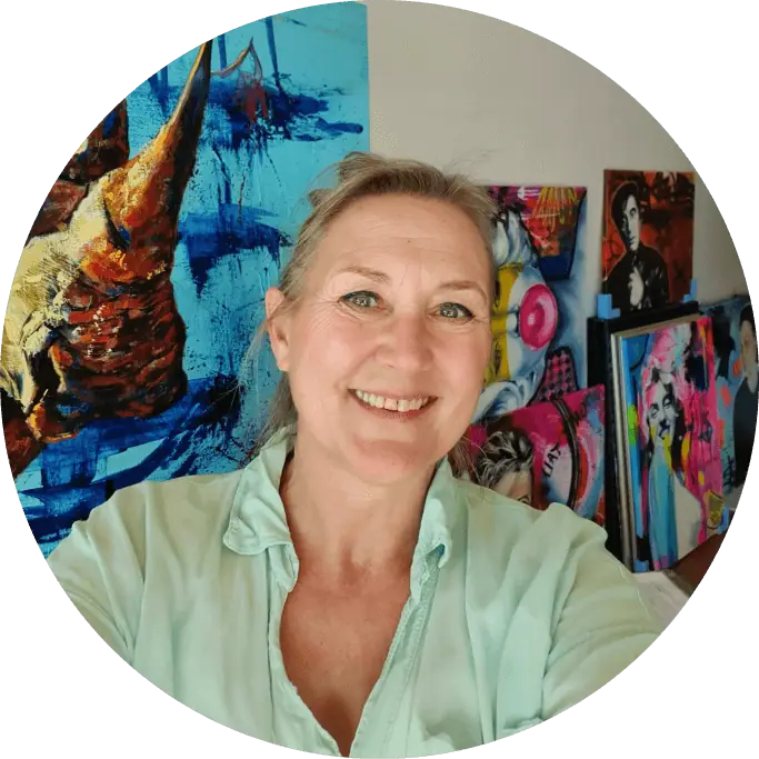 Portrait photograph of artist Bianca Lever